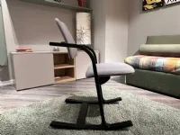 Sedia Actulum da soggiorno realizzata in tessuto scontata del 35%