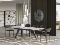 Sedia in tessuto con schienale medio Aura in offerta