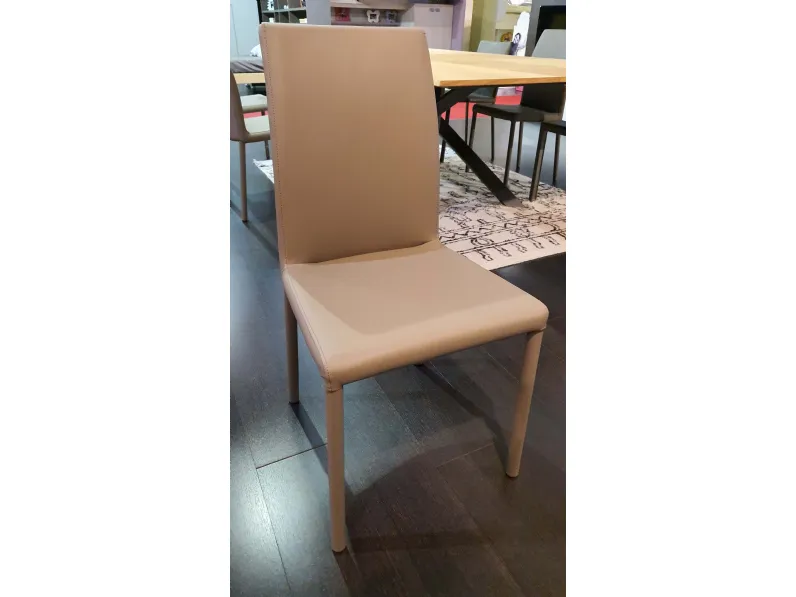 Sedia Caramel Ozzio con uno sconto vantaggioso