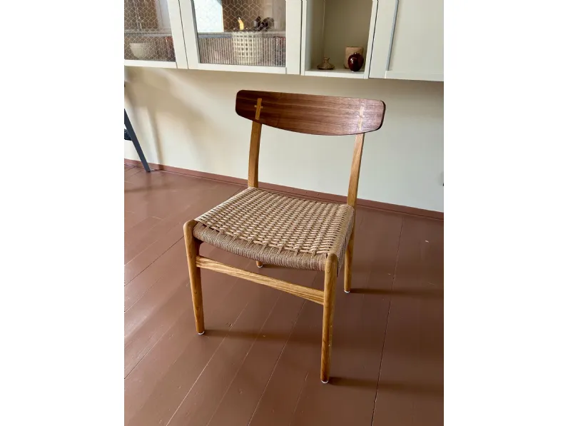 Sedia con schienale alto Ch23 di Carl hansen & son a prezzo scontato
