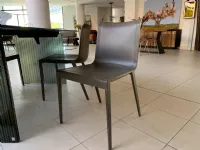 Sedia modello Charlotte a marchio B&b italia scontata del 40%