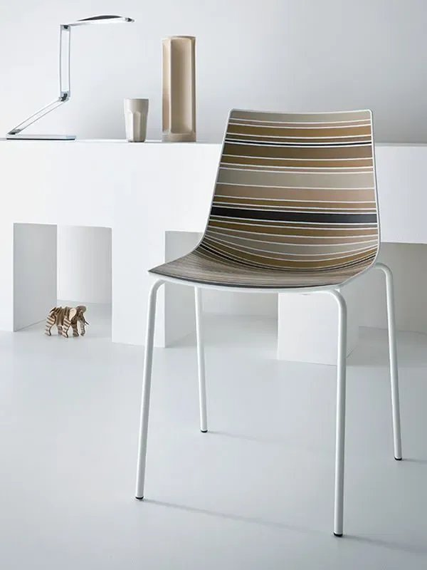 Sedia modello Colorfive na di Gaber: contatta il venditore per