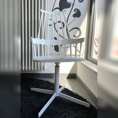 Sedia modello Comback a marchio Kartell scontata del 40%