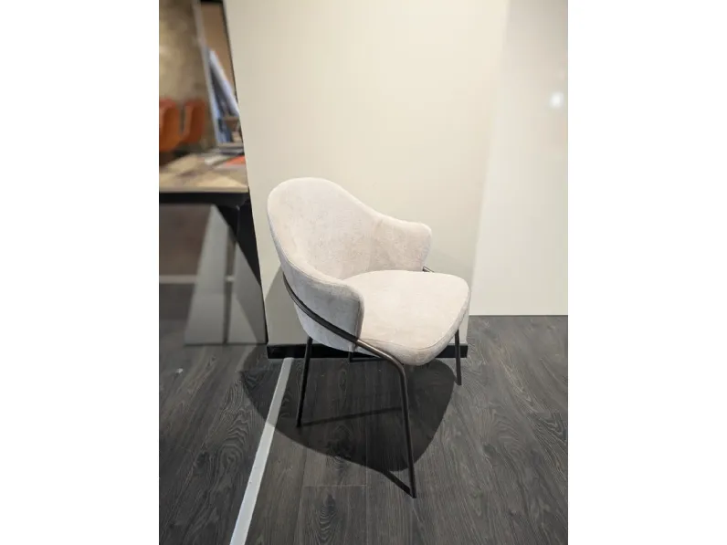 Sedia in tessuto poltroncina Loop in tessuto idrorepellente in offerta