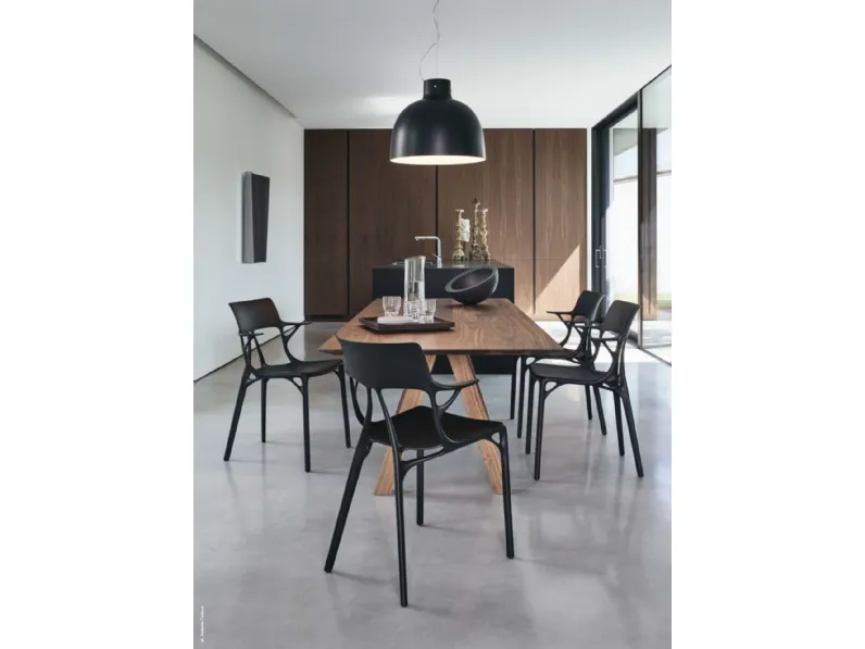 Sedia da soggiorno realizzata in plastica A.i. di Kartell 