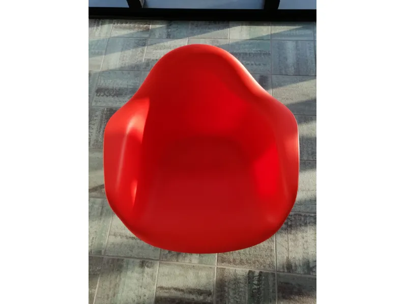 Sedia con braccioli Daw Vitra a prezzo scontato