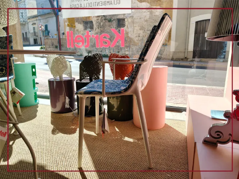 Sedia modello Hhh a marchio Kartell scontata del 40%