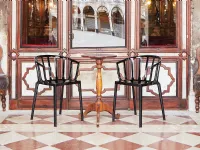 Sedia con braccioli modello Venice a prezzo riservato 