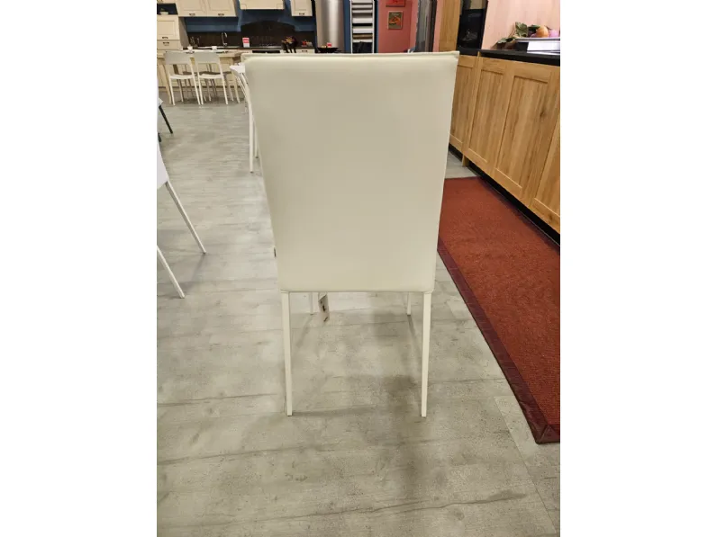 Sedia con schienale alto Sedie bontempi modello tai di Bontempi a prezzo Outlet