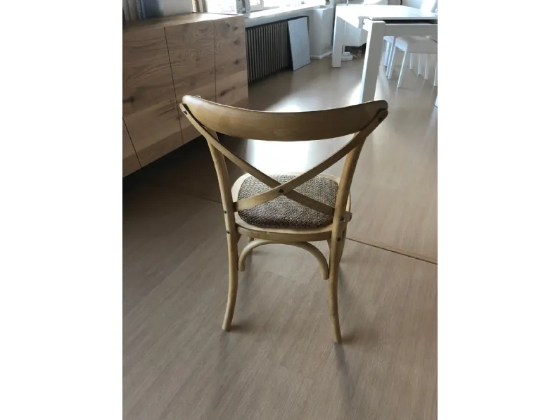 Sedia Country da cucina realizzata in legno scontata del 50%