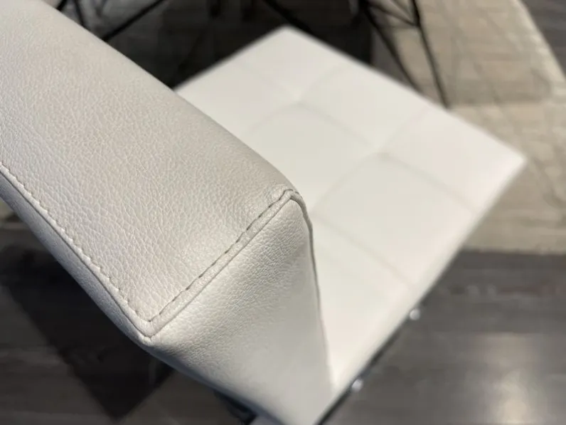 Sedia Cv 125 kate Collezione esclusiva SCONTATA a PREZZI OUTLET