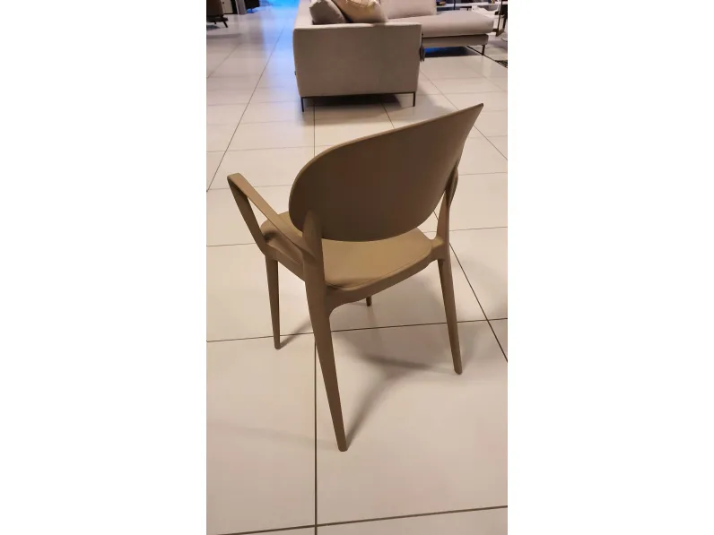 Sedia con braccioli Mia di Ozzio in Offerta Outlet