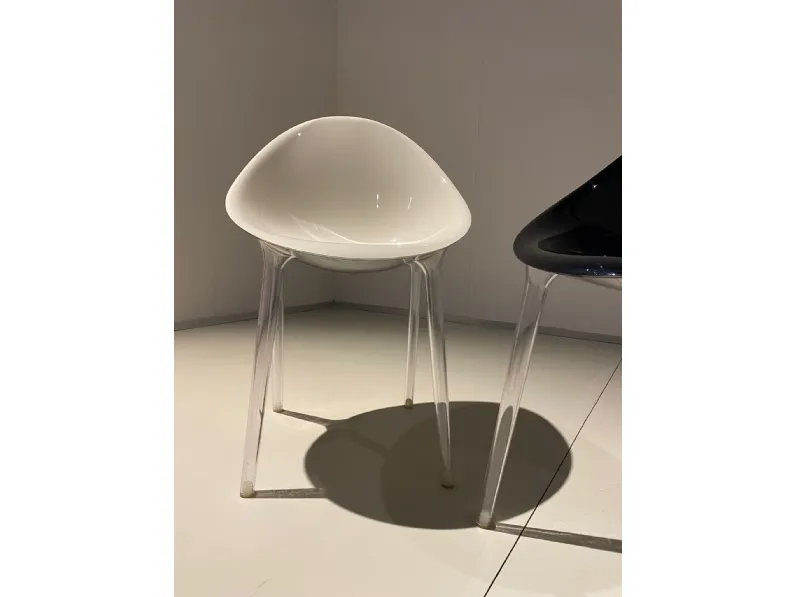 Sedia da soggiorno Mr. impossible Kartell a prezzo scontato 