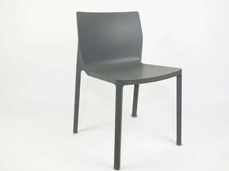 Sedia di Kristalia modello Plana  da giardino in offerta -60%