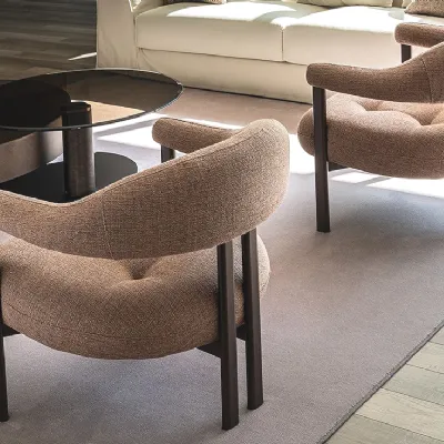 Sedia da soggiorno realizzata in ecopelle Greta lounge di Cattelan italia 