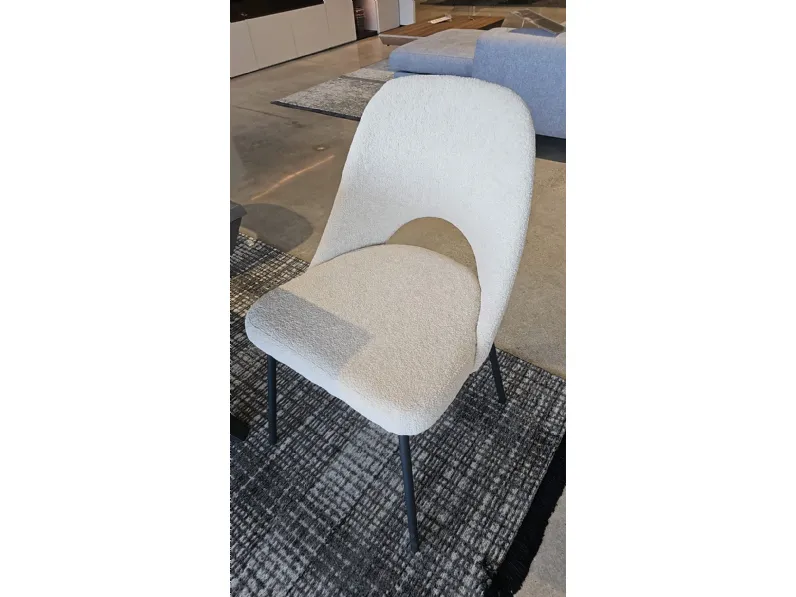 Sedia da soggiorno realizzata in tessuto Sedia foyer di Calligaris 