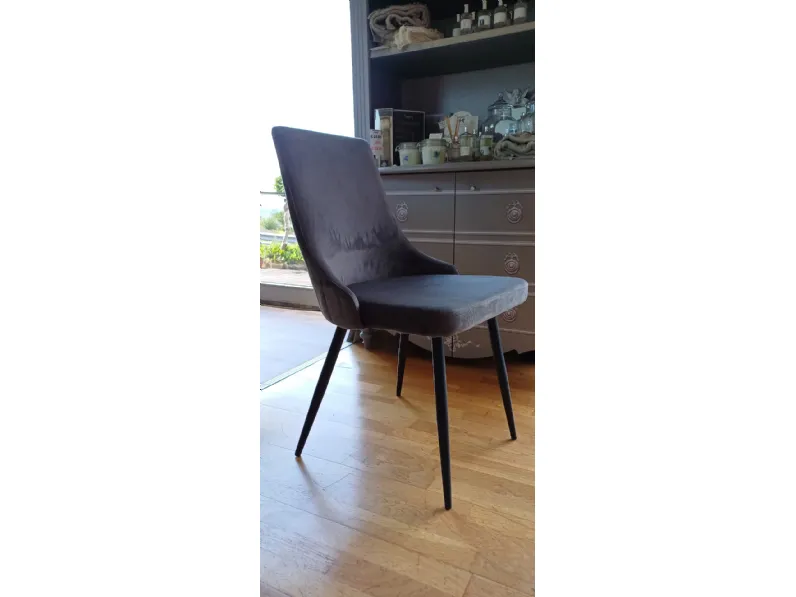 Sedia di La seggiola modello Musa da soggiorno in offerta -40%