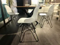 Sedia da soggiorno realizzata in metallo Academy di Calligaris 