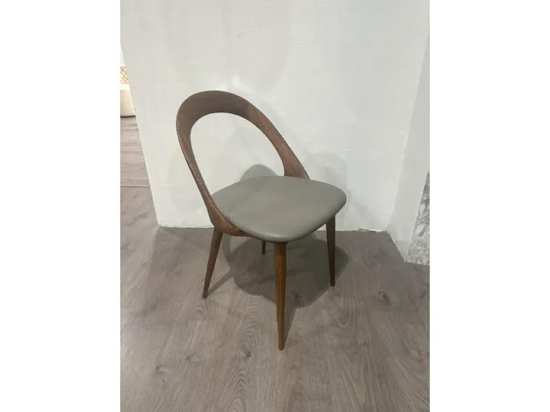 Sedia modello Ester a marchio Porada scontata del 50%