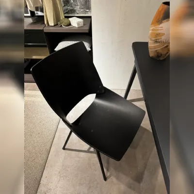 Sedia di Gervasoni modello Shell chair da camera in offerta -31%