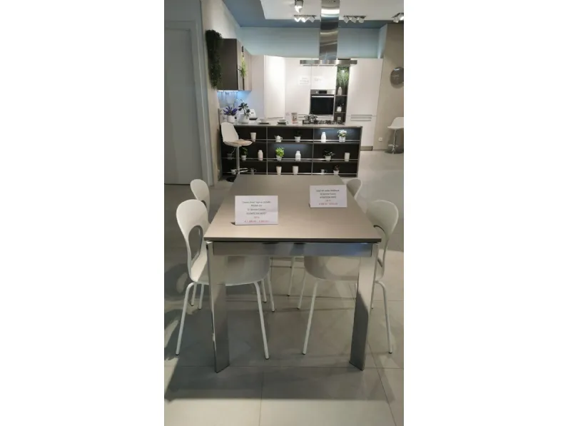 Sedia con schienale alto Holahoop di Veneta cucine a prezzo scontato