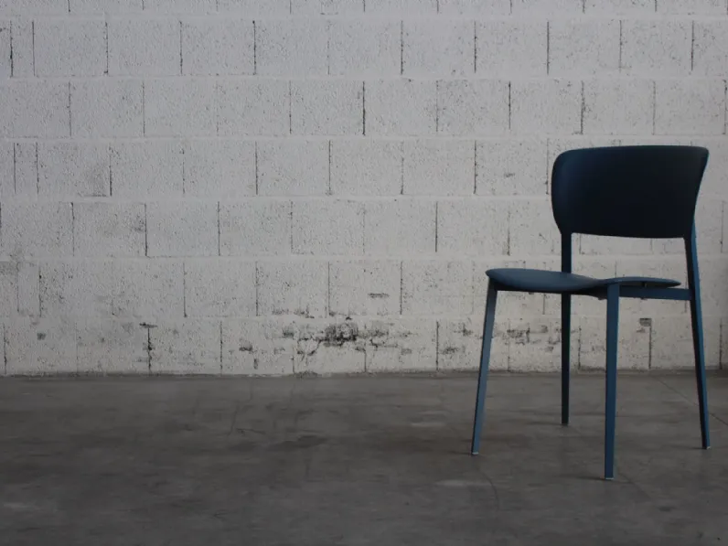 Sedia impilabile Desalto modello ply colore fuori produzione Desalto a prezzo Outlet