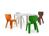 Sedia impilabile Magis per cameretta a prezzo Outlet