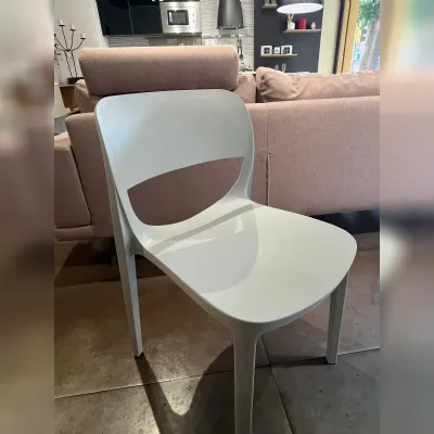 Sedia impilabile Sedie ariel  di Arredo3 a prezzo Outlet