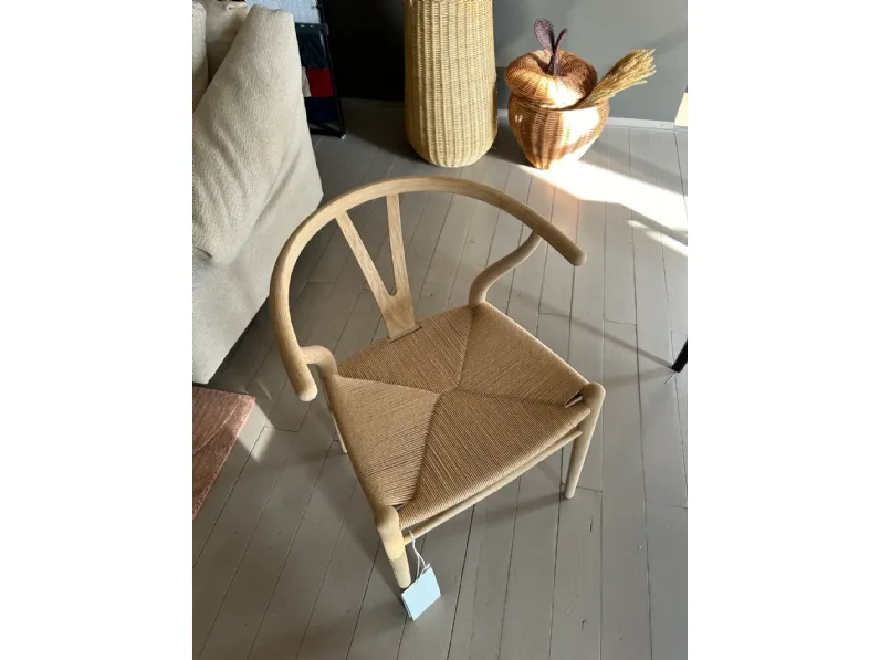 Sedia da soggiorno Ch24 wishbone chair di Carl hansen & son SCONTATA 23%