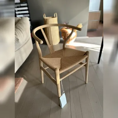 Sedia da soggiorno Ch24 wishbone chair di Carl hansen & son SCONTATA 23%