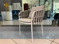 Sedia poltroncina modello Frame a prezzo riservato 
