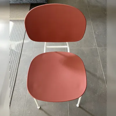 Sedia senza braccioli Tondina pop di Infiniti in Offerta Outlet