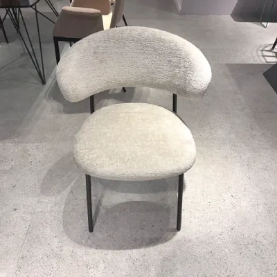 Sedia in tessuto modello Oleandro di Calligaris 