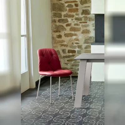 Sedia modello Spring a marchio Ingenia scontata del 30%