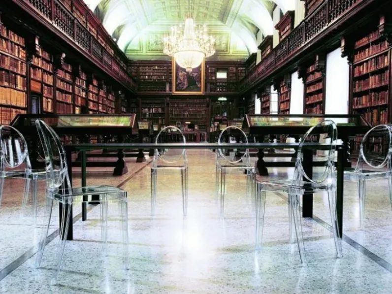 Sedia Victoria ghost Kartell SCONTATA a PREZZI OUTLET