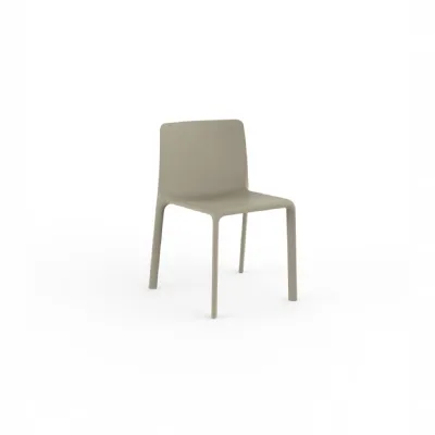 Scopri la sedia Kes di Vondom! Prezzo speciale solo per te. Acquistala ora!