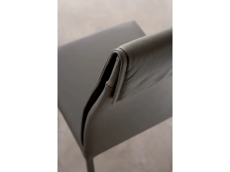 Sedia da soggiorno Luxy Ozzio in Offerta Outlet 