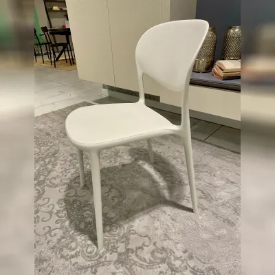 Sedia in plastica modello Abby di Connubia 