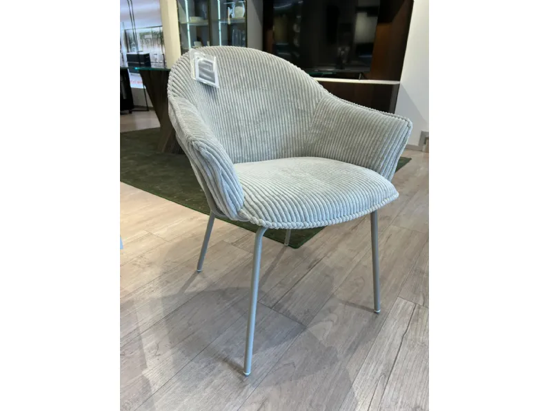 Sedia modello Cassidy warm a marchio Bizzotto scontata del 25%