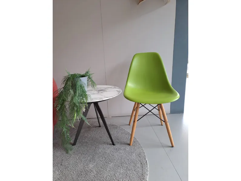 Sedia di Sigerico modello Eames da soggiorno in offerta -39%