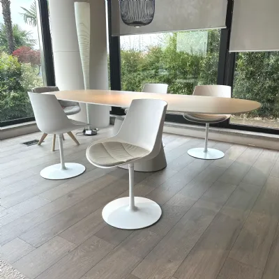 Sedia modello Flow a marchio Mdf scontata del 30%