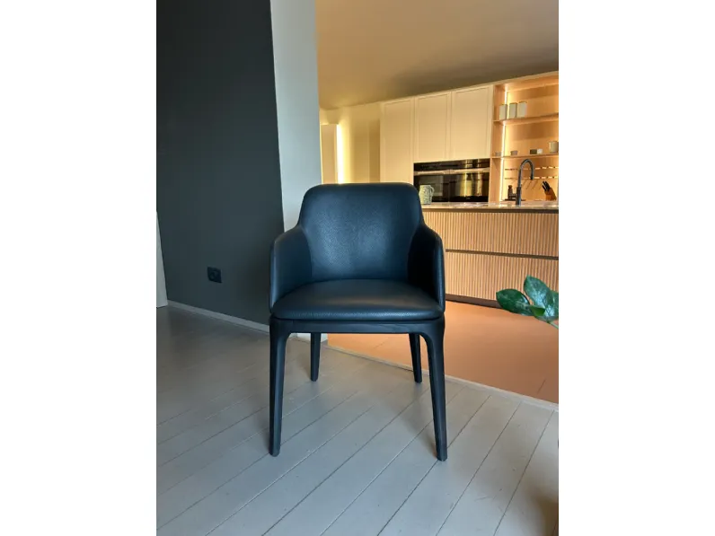 Sedia poltroncina Grace di Poliform a prezzo Outlet