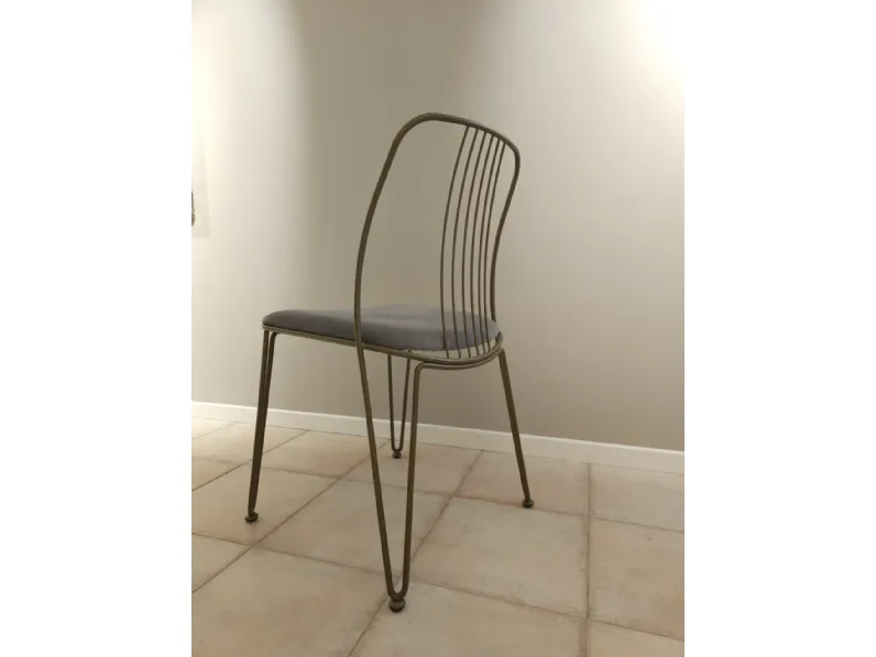 Sedia modello Granada di Target point: richiedi ora il prezzo riservato 