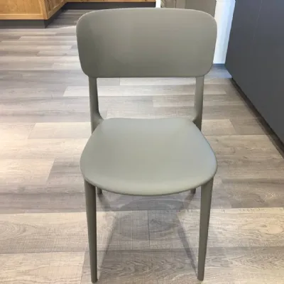 Sedia in plastica modello Liberty di Calligaris 
