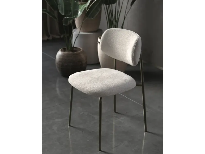 Sedia con schienale medio Oslo di Artigianale a prezzo scontato