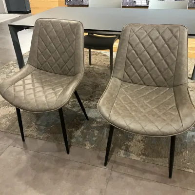 Sedia senza braccioli modello Ray a prezzo riservato 