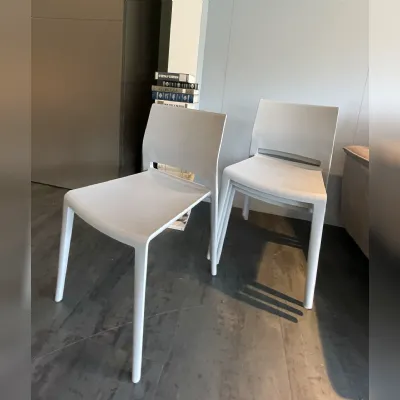 Sedia modello Sedie impilabili a marchio Zr scontata del 50%