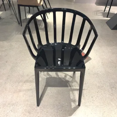 Sedia da cucina realizzata in plastica Venice di Kartell 