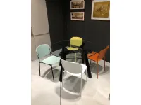 Sedia in plastica modello Yo! di Connubia 