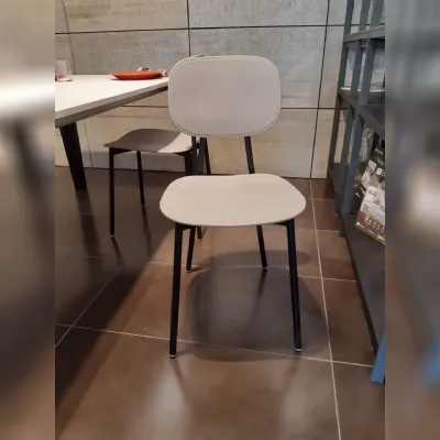 Sedia Omega Arredo3 con un ribasso vantaggioso